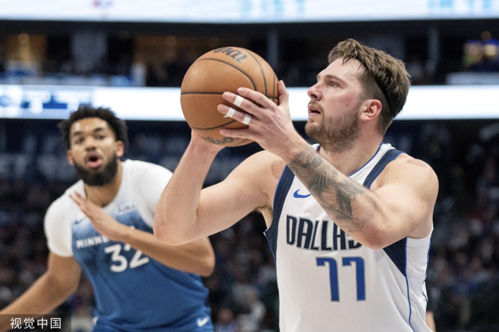 与球迷建立 与球迷建立